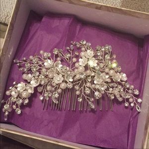 Bridal styles boutique hair piece